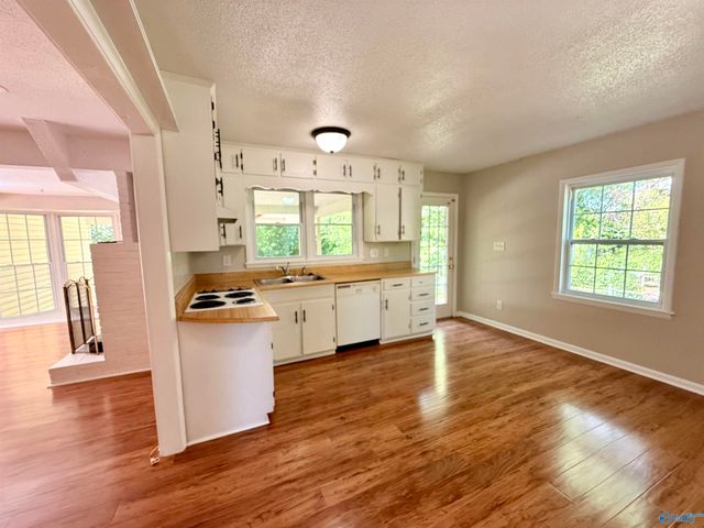 12027 Chicamauga Trail SE, Huntsville, AL 35803