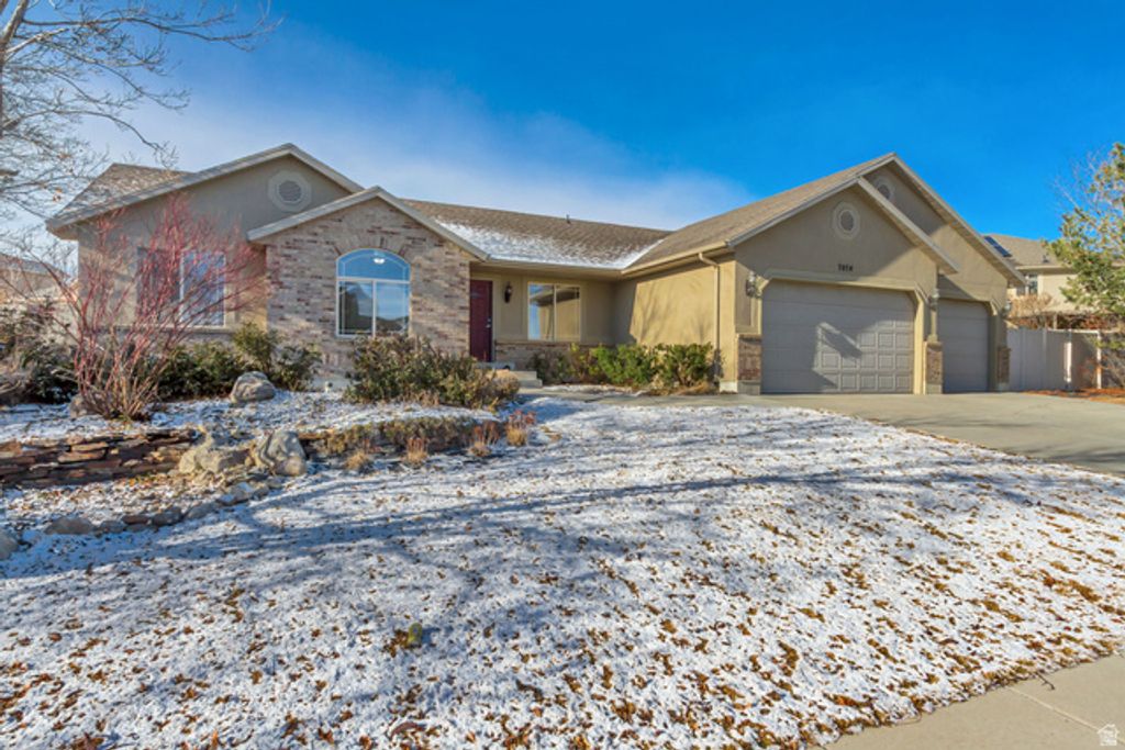 Image 1 of property listing at 7074 S RIALTO WAY, West Jordan, UT 84081