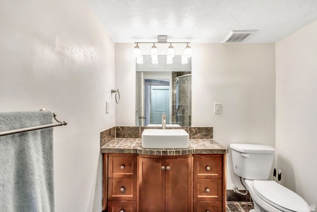 Image 26 of property listing at 7074 S RIALTO WAY, West Jordan, UT 84081