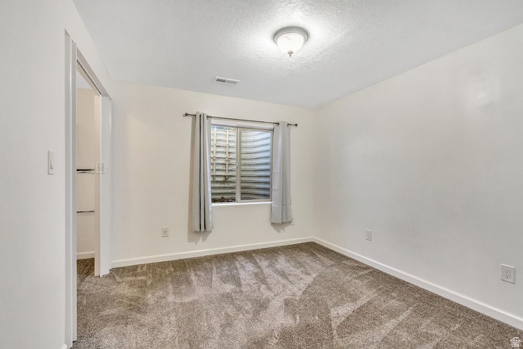 Image 27 of property listing at 7074 S RIALTO WAY, West Jordan, UT 84081