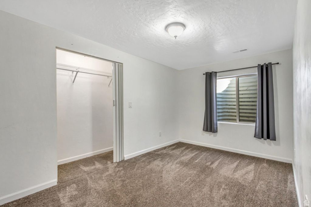 Image 28 of property listing at 7074 S RIALTO WAY, West Jordan, UT 84081