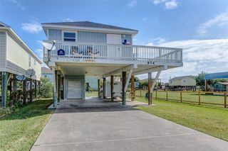 974 Kahla, Crystal Beach, TX 77650