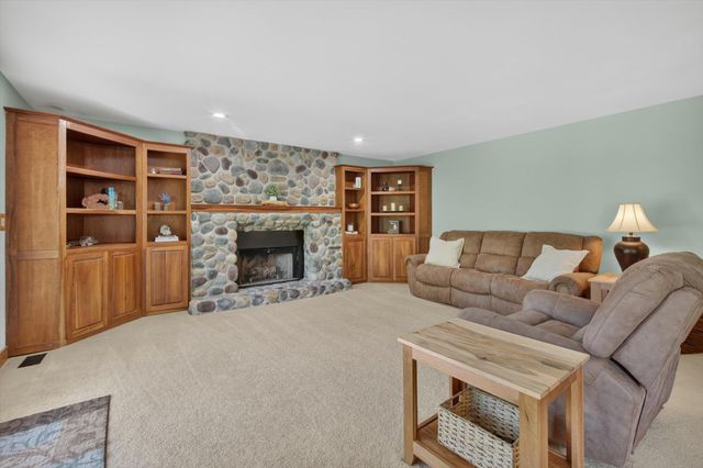 9236 Stoneyfield Court, Dexter, MI 48130