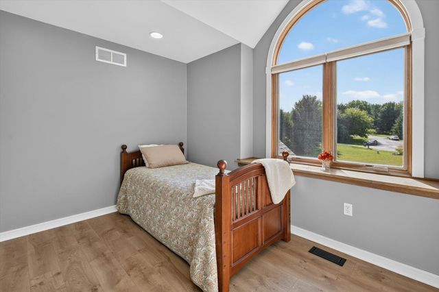 9236 Stoneyfield Court, Dexter, MI 48130