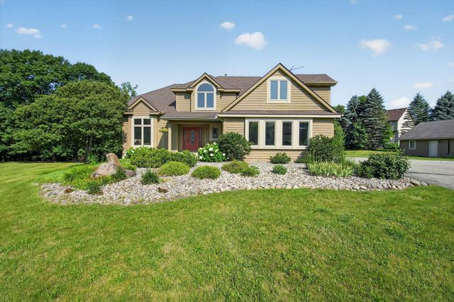 9236 Stoneyfield Court, Dexter, MI 48130