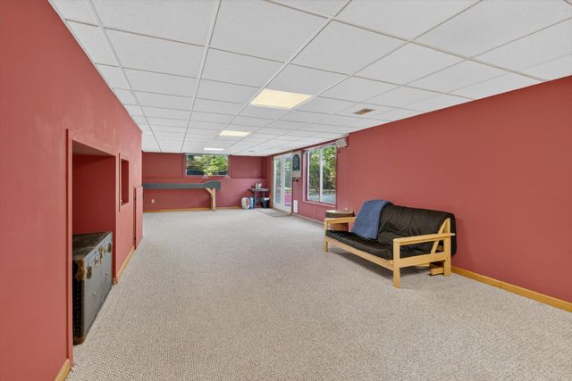 9236 Stoneyfield Court, Dexter, MI 48130