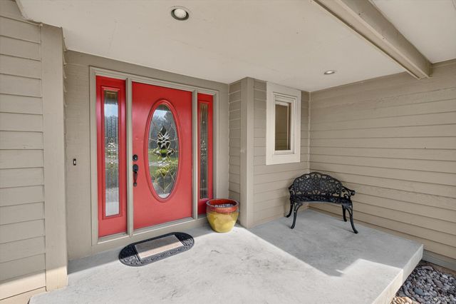 9236 Stoneyfield Court, Dexter, MI 48130