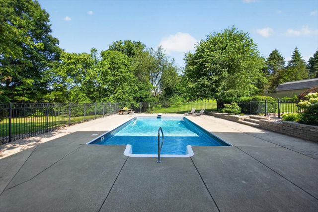9236 Stoneyfield Court, Dexter, MI 48130