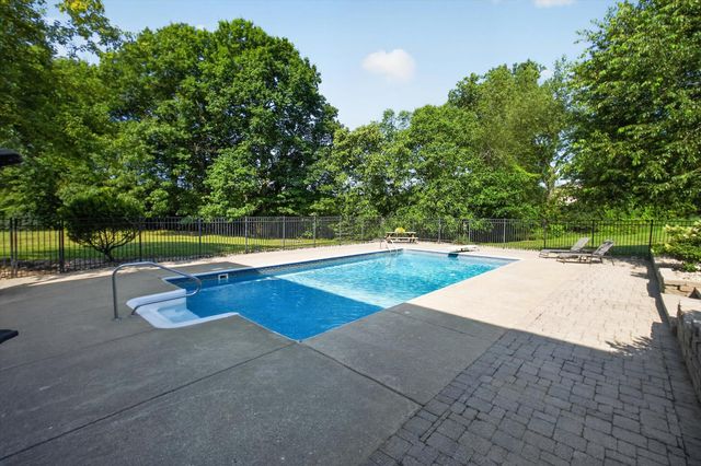 9236 Stoneyfield Court, Dexter, MI 48130