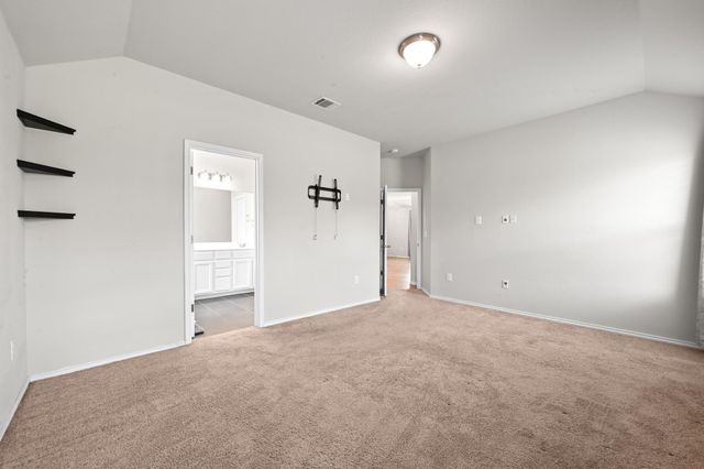 172 Noddy RD, Buda, TX 78610