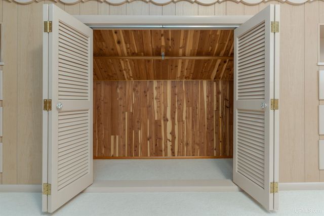 511 W Ice Lake Road, Iron River, MI 49935