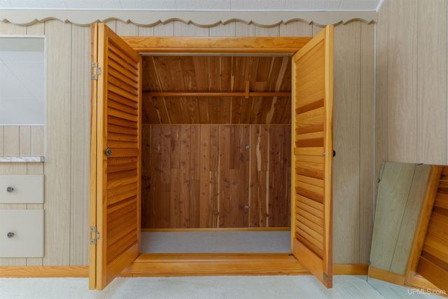 511 W Ice Lake Road, Iron River, MI 49935