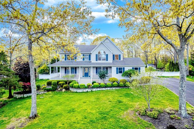 212 Fairway Drive, Wading River, NY 11792