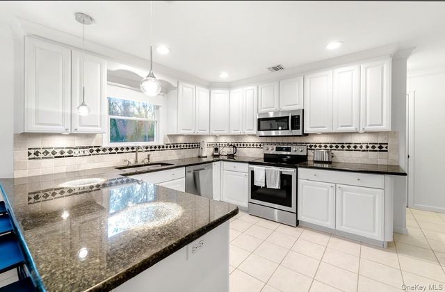 212 Fairway Drive, Wading River, NY 11792