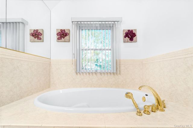 212 Fairway Drive, Wading River, NY 11792