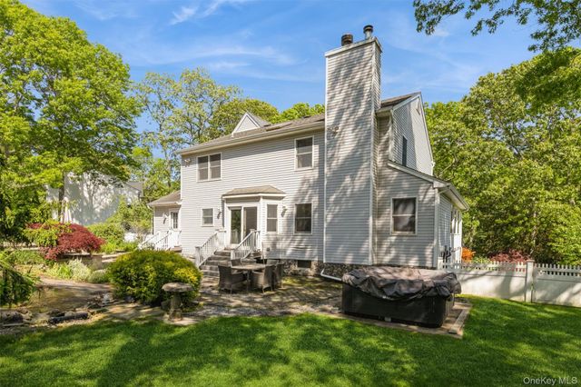 212 Fairway Drive, Wading River, NY 11792