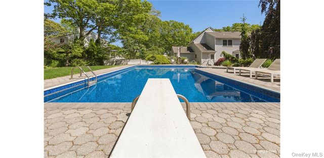 212 Fairway Drive, Wading River, NY 11792