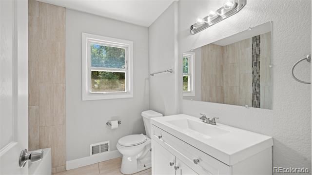 10 El Sereno Drive, Colorado Springs, CO 80906