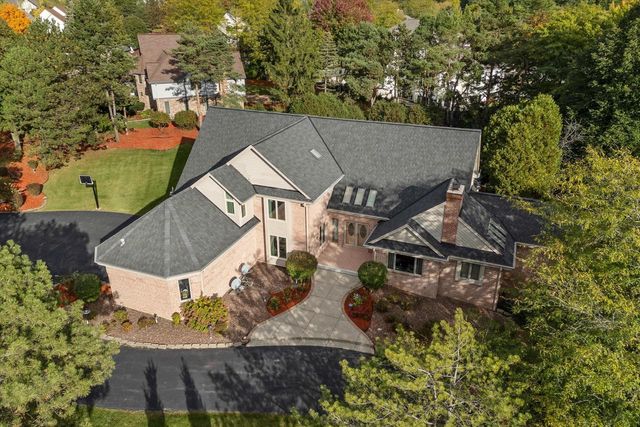 4580 Somerset LANE, Brookfield, WI 53045