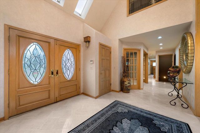 4580 Somerset LANE, Brookfield, WI 53045