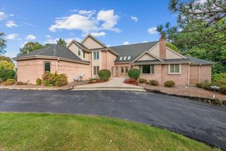 4580 Somerset LANE, Brookfield, WI 53045