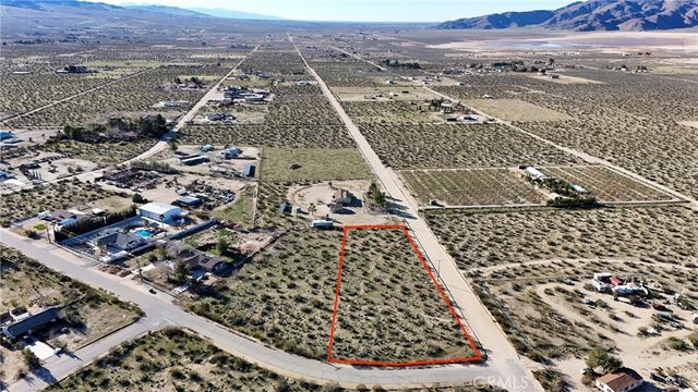 718 Clark Rd., Lucerne Valley, CA 92356
