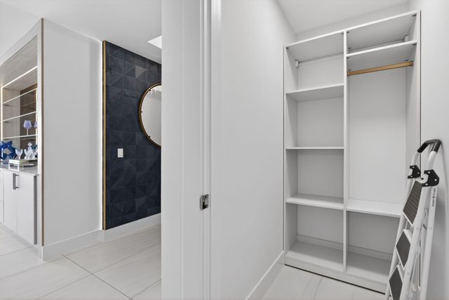 151 N Seabreeze Boulevard 1004, Fort Lauderdale, FL 33304