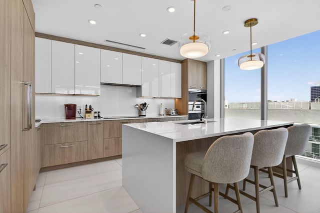 151 N Seabreeze Boulevard 1004, Fort Lauderdale, FL 33304