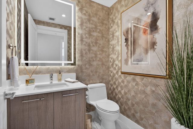 151 N Seabreeze Boulevard 1004, Fort Lauderdale, FL 33304