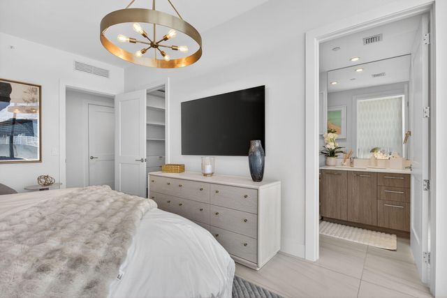 151 N Seabreeze Boulevard 1004, Fort Lauderdale, FL 33304