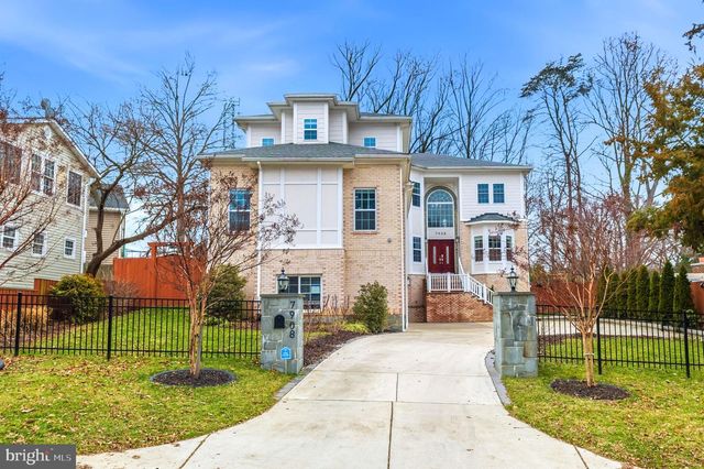 7908 HOLMES RUN DR, Falls Church, VA 22042