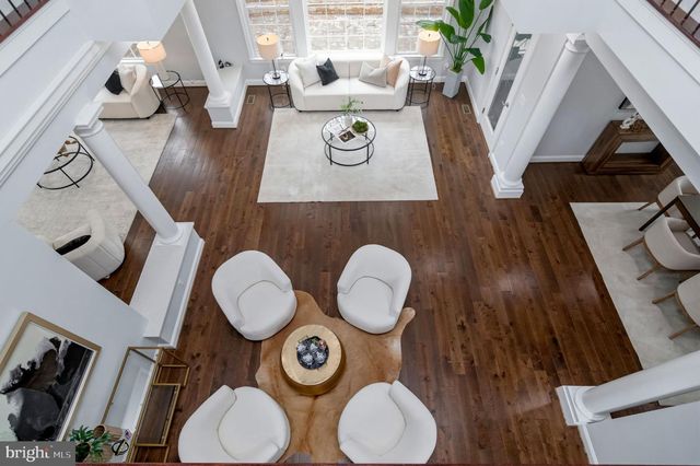 7908 HOLMES RUN DR, Falls Church, VA 22042