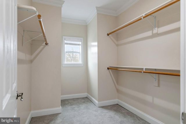 7908 HOLMES RUN DR, Falls Church, VA 22042