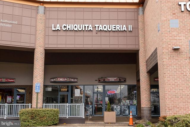 7908 HOLMES RUN DR, Falls Church, VA 22042