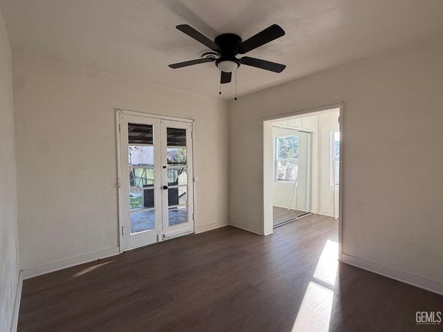 1903 3rd Street, Bakersfield, CA 93304