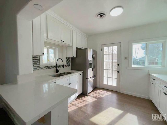 1903 3rd Street, Bakersfield, CA 93304