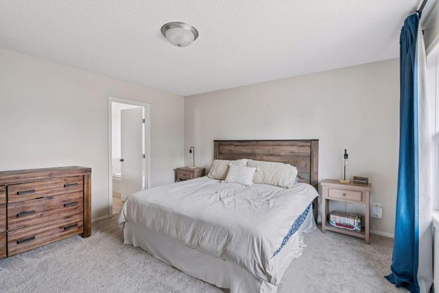 5909 92nd Avenue N, Brooklyn Park, MN 55443