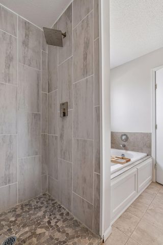 5909 92nd Avenue N, Brooklyn Park, MN 55443