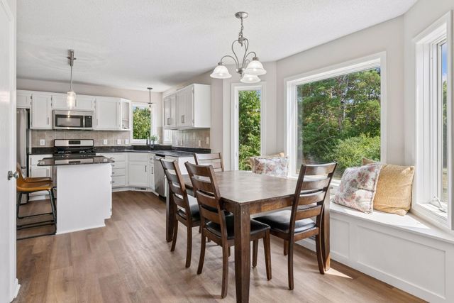 5909 92nd Avenue N, Brooklyn Park, MN 55443