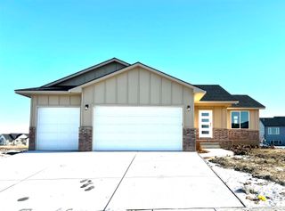 10611 E Bonita ST, Wichita, KS 67207