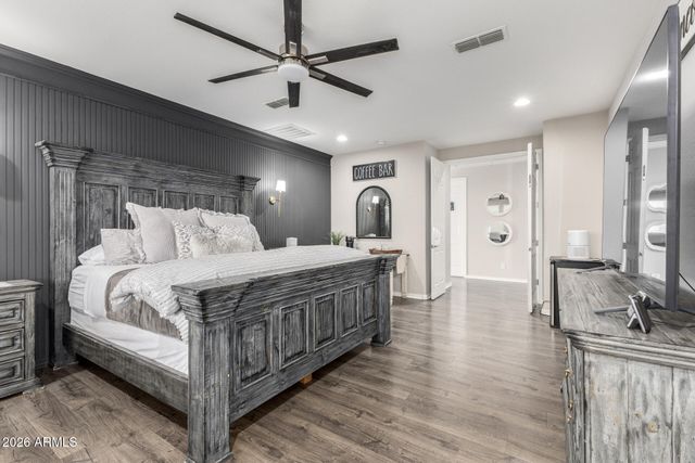 10917 E THORNTON Avenue, Mesa, AZ 85212