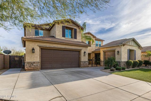 10917 E THORNTON Avenue, Mesa, AZ 85212