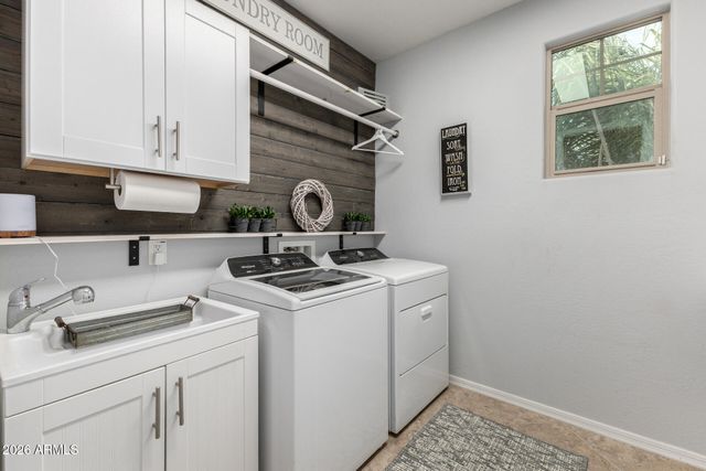 10917 E THORNTON Avenue, Mesa, AZ 85212