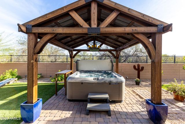 10917 E THORNTON Avenue, Mesa, AZ 85212