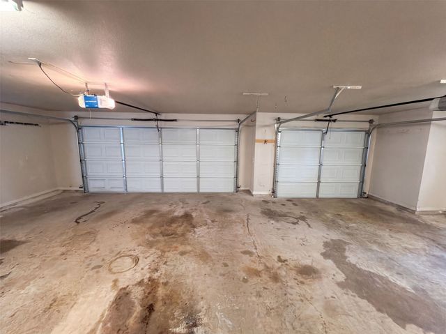 9313 Dosier Cove W, Fort Worth, TX 76179