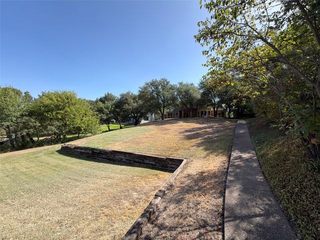 9313 Dosier Cove W, Fort Worth, TX 76179