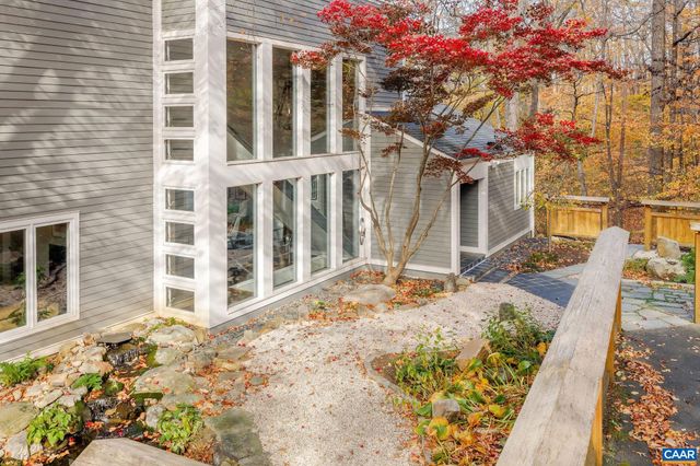 407 BROAD AXE RD, Charlottesville, VA 22903