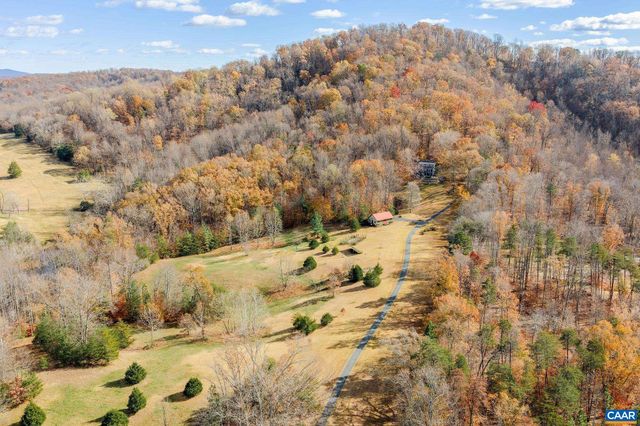 407 BROAD AXE RD, Charlottesville, VA 22903