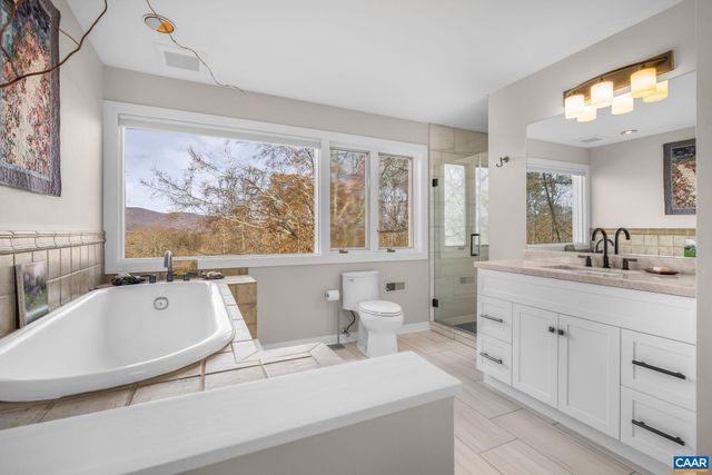 407 BROAD AXE RD, Charlottesville, VA 22903