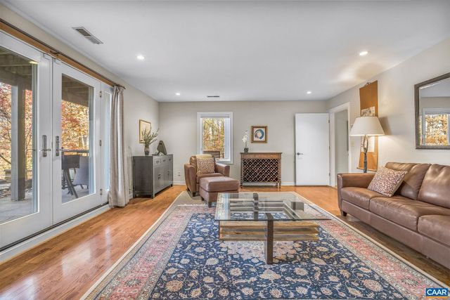 407 BROAD AXE RD, Charlottesville, VA 22903